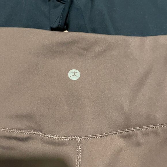 Bundle of 4 Danskin crossover bike shorts, size L - Picture 10 of 10